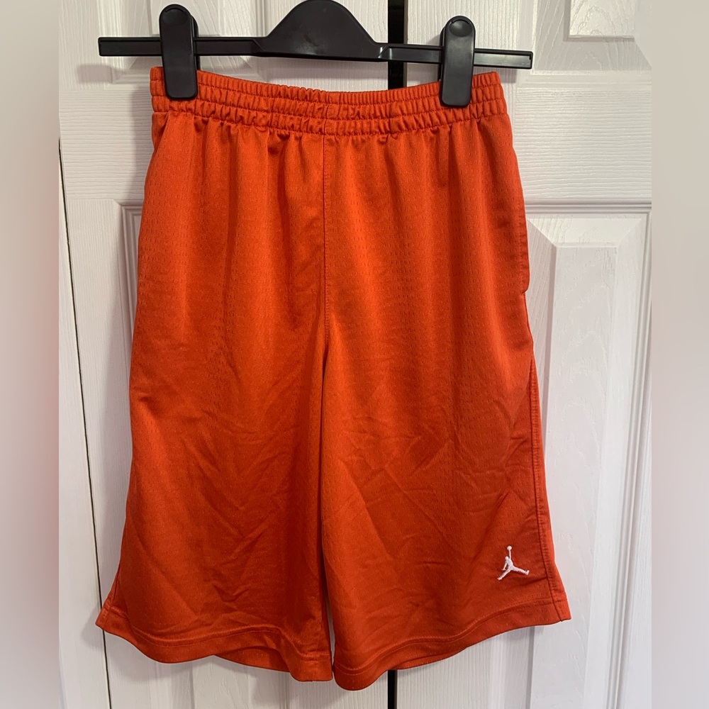 Nike Air Jordan shorts Yth Orange jumpman logo Basketball Athletic vtg 12-13 Yrs